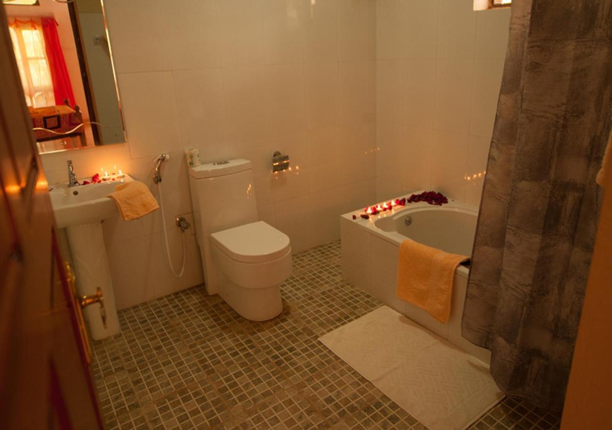 Ashiyana Cliff And Beach Resort Varkala Bagian luar foto